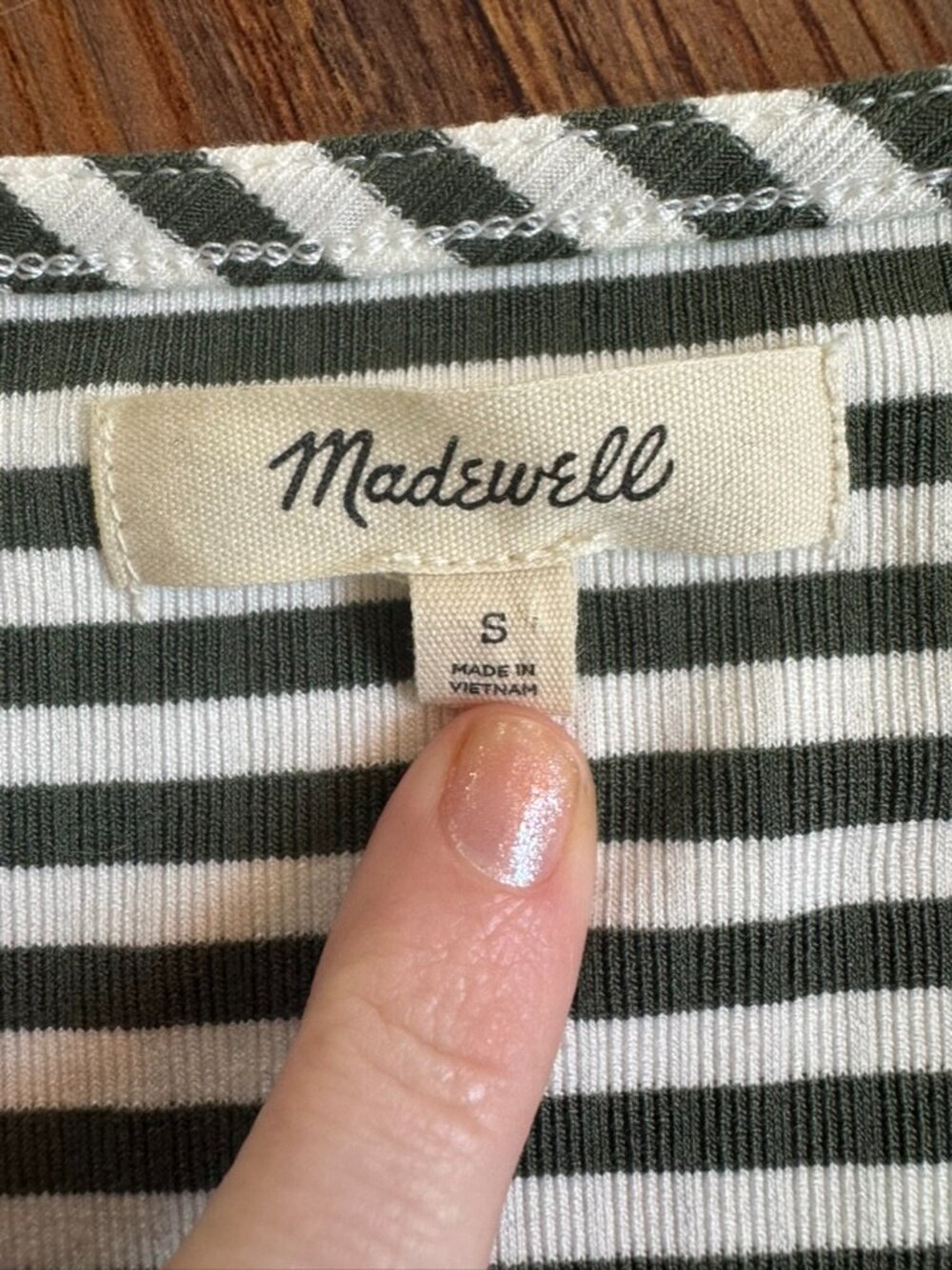 Madewell Button-Front V-Neck Tee Striped Olive Cream Ribbed Size S - Picture 5 of 13